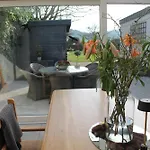 Geuldal Guest