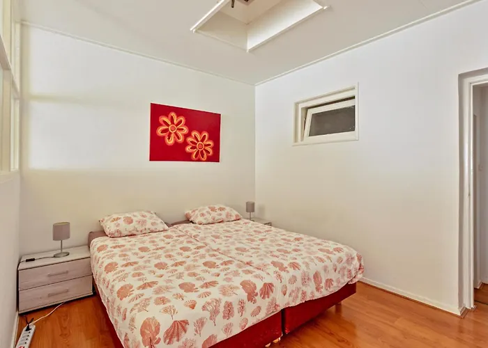 Gerendal House Guest